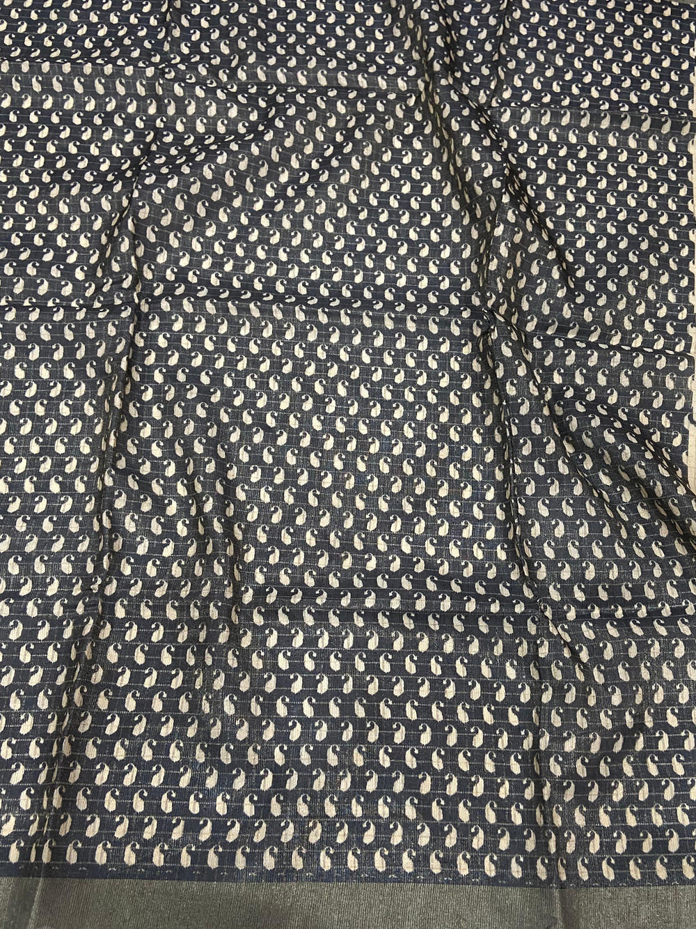 White Ikkat Zigzag Saree

