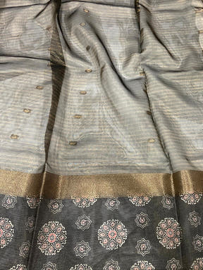 Light Maroon Tissue Striped Digital Printed Saree