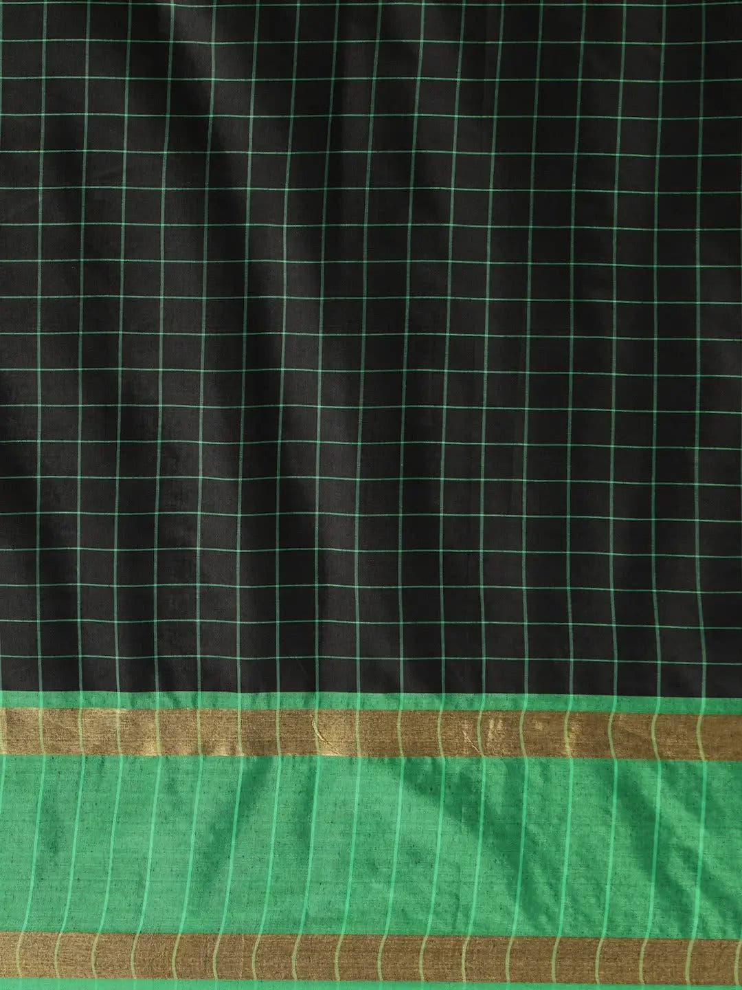 Stylish Uppada Checked Saree With Zari Border