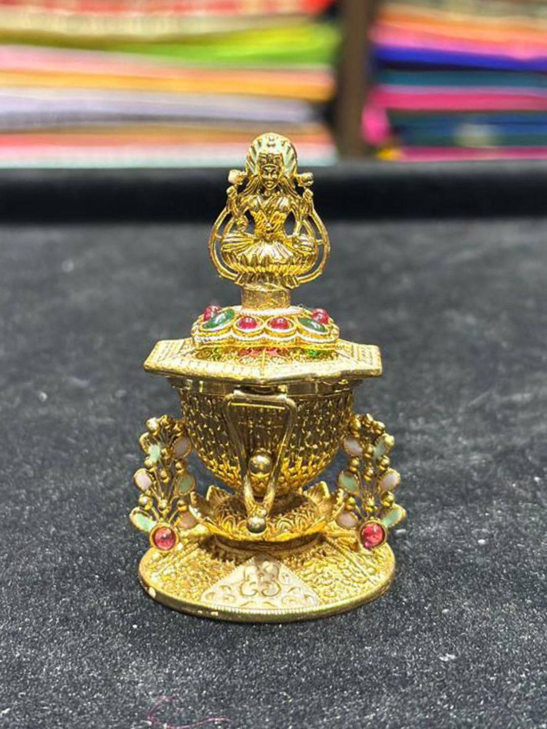 Lotus Kumkum Kankavati


