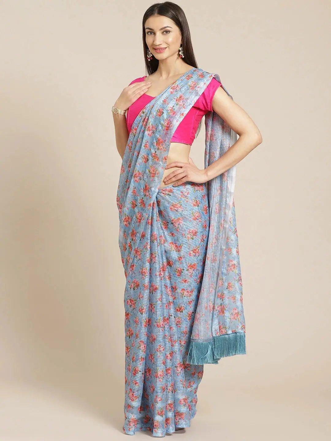 Stylish Poly Chiffon Floral Digital Print Saree Vastranand