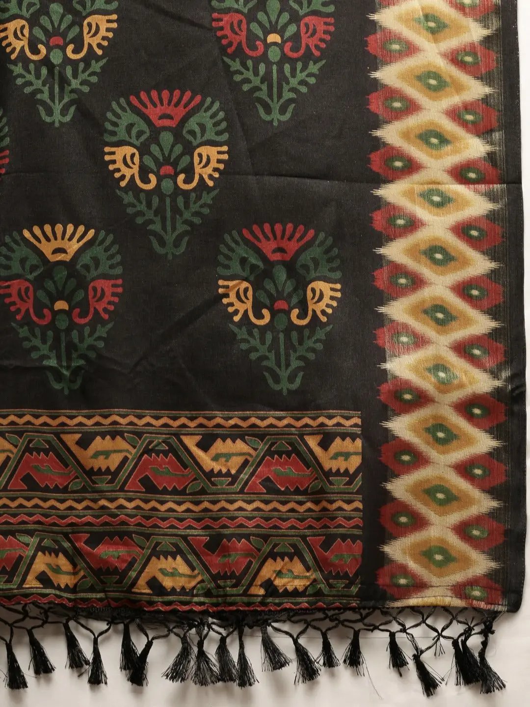 Beautiful Linen Saree With Printed And Ethnic Motifs Work