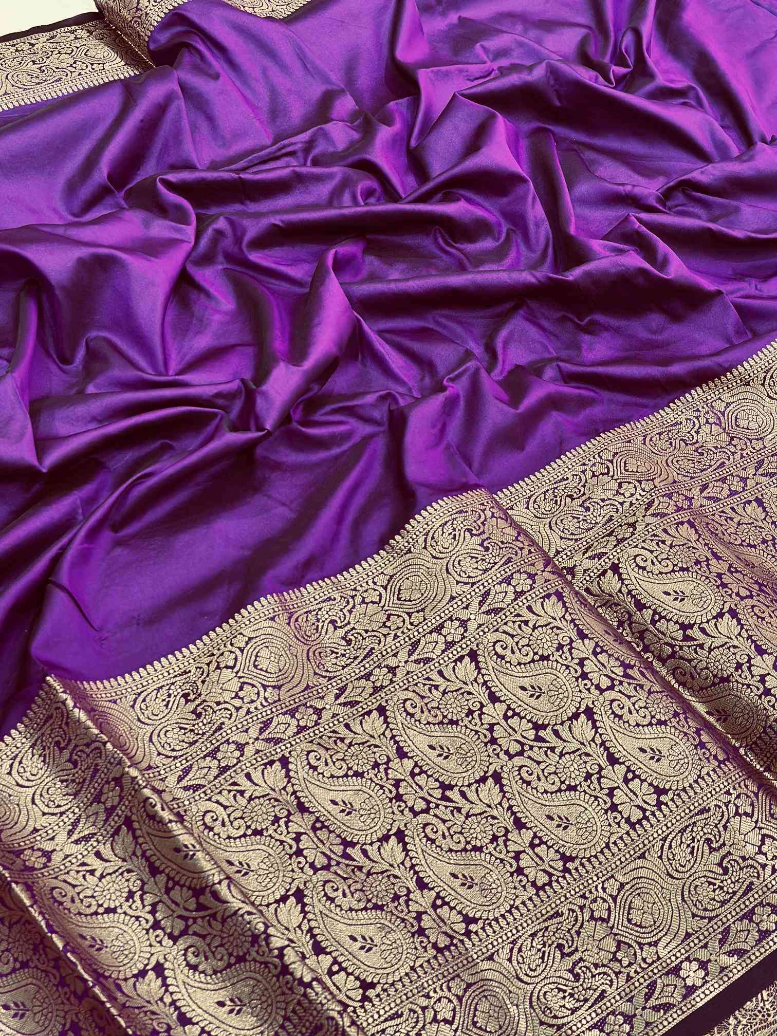 Wine Kanjivaaram Zari Pattu Border Banarasi Saree