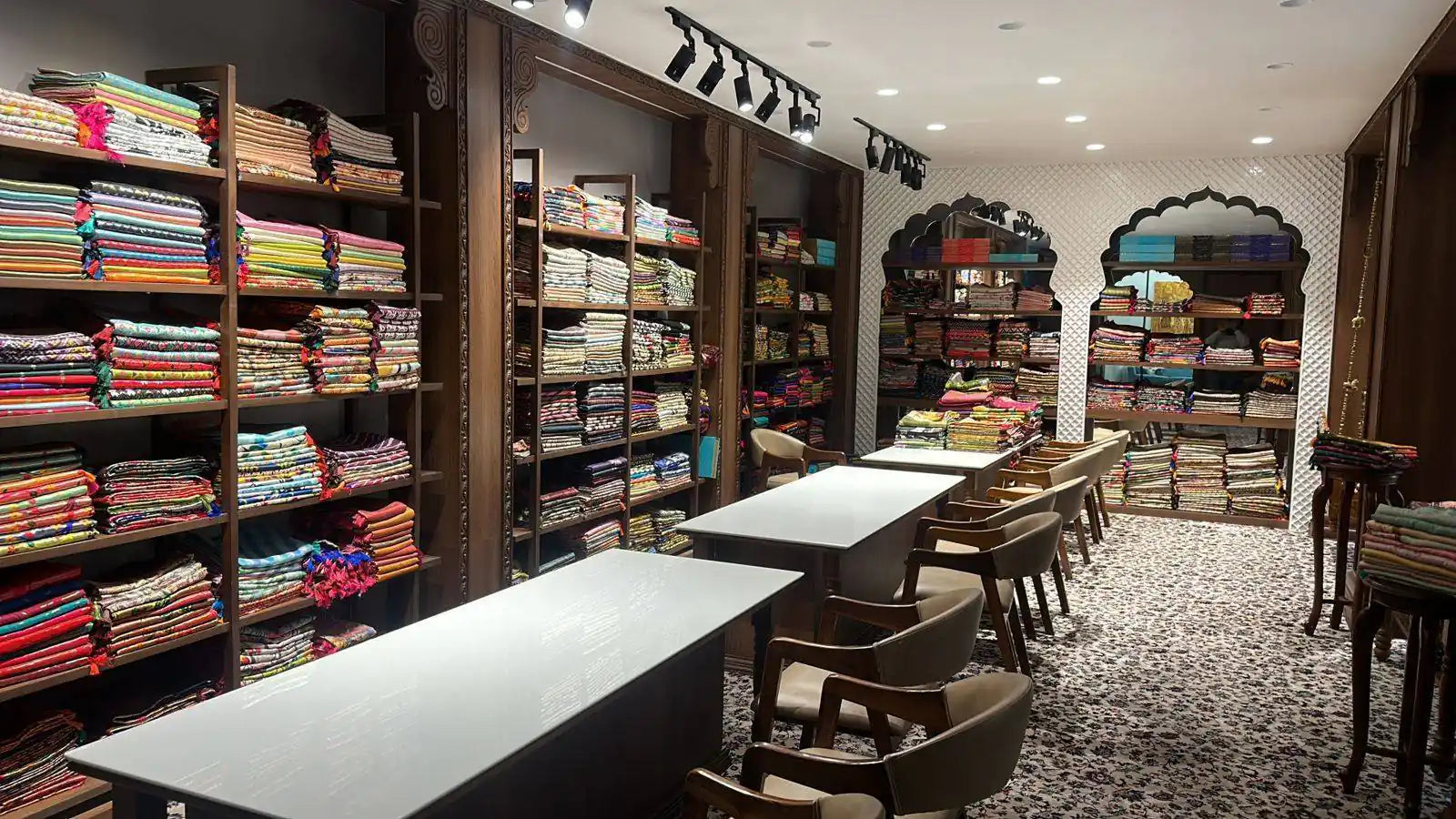 Vastranand Sarees

