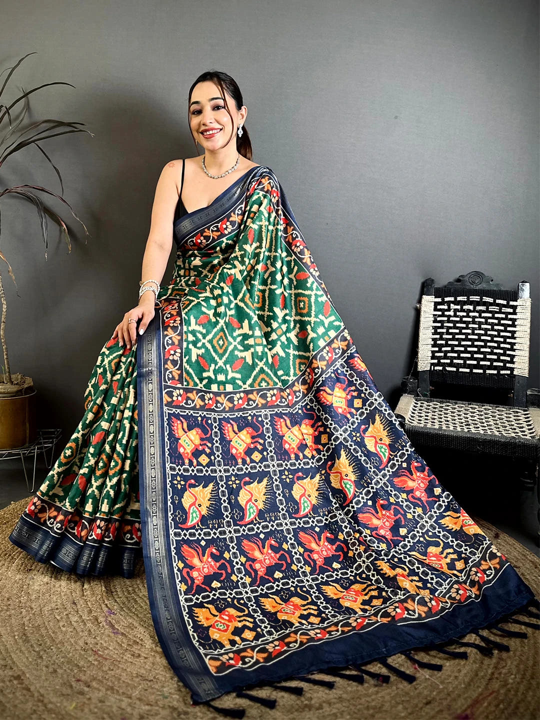 Emerald Green Soft Silk Ikkat Print Saree - view 4