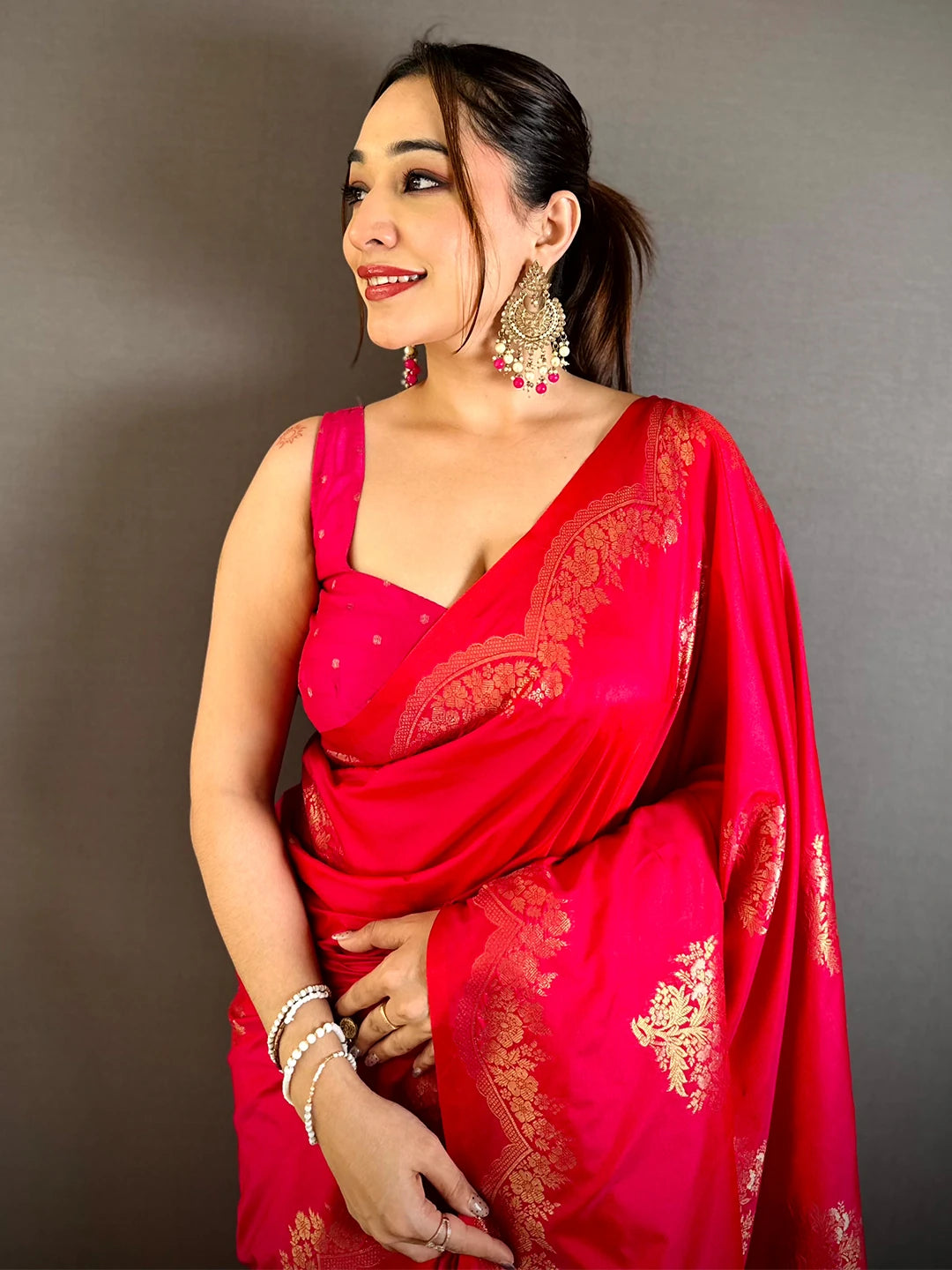 Exclusive Soft Silk Jewellery Border Saree