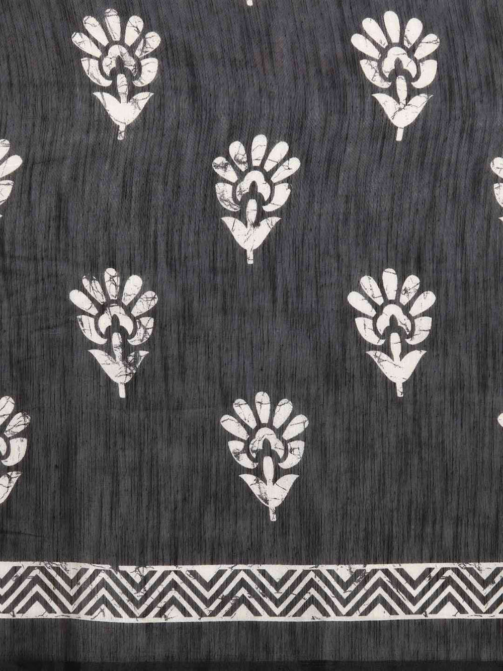 Trendy Black Colour Saree with Printed Border