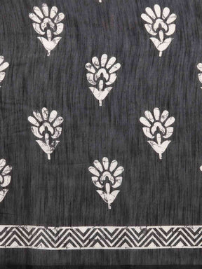 Trendy Black Colour Saree with Printed Border