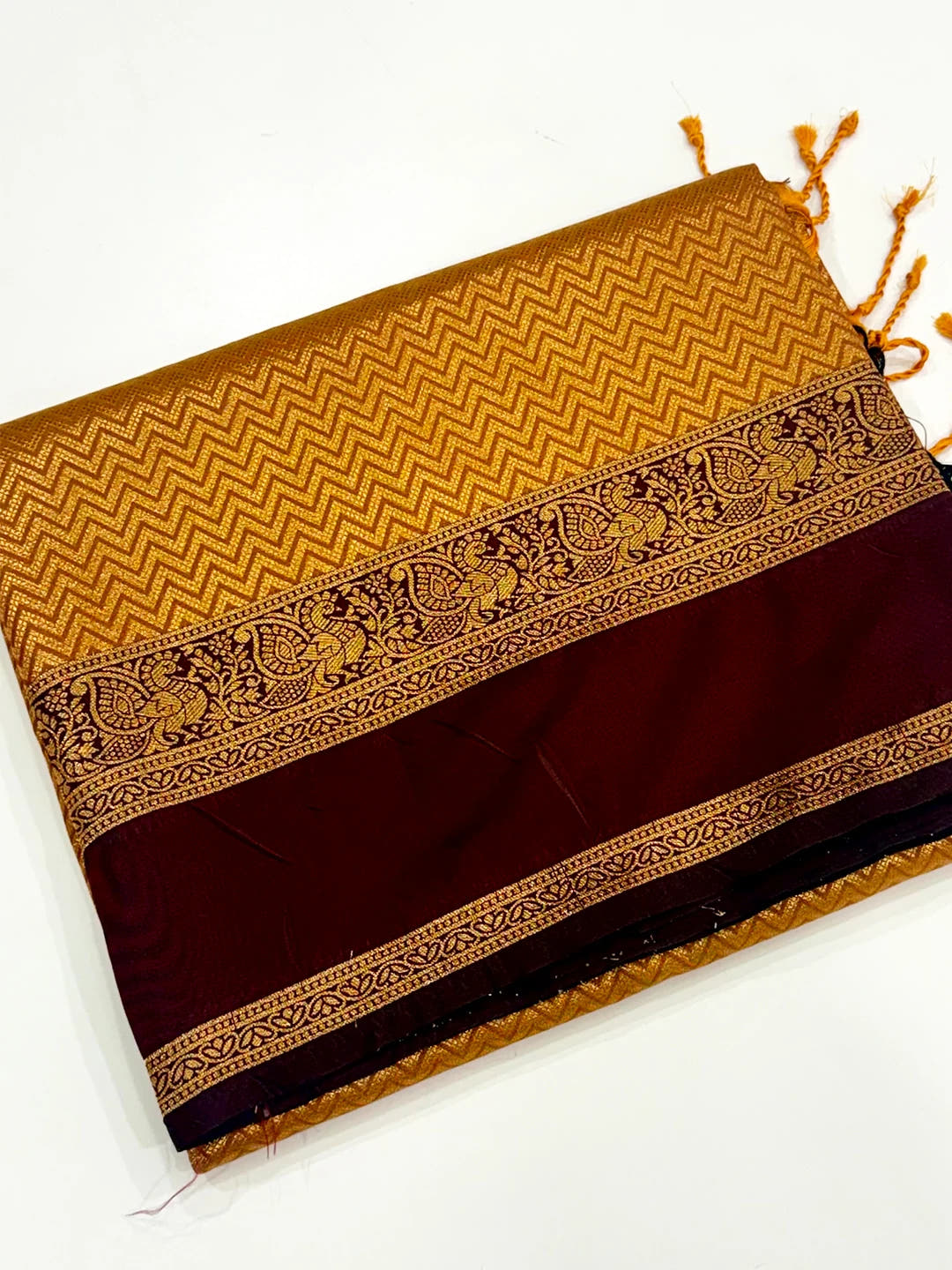 Mustard Banarasi Zari Tissue Gadwal Border Saree