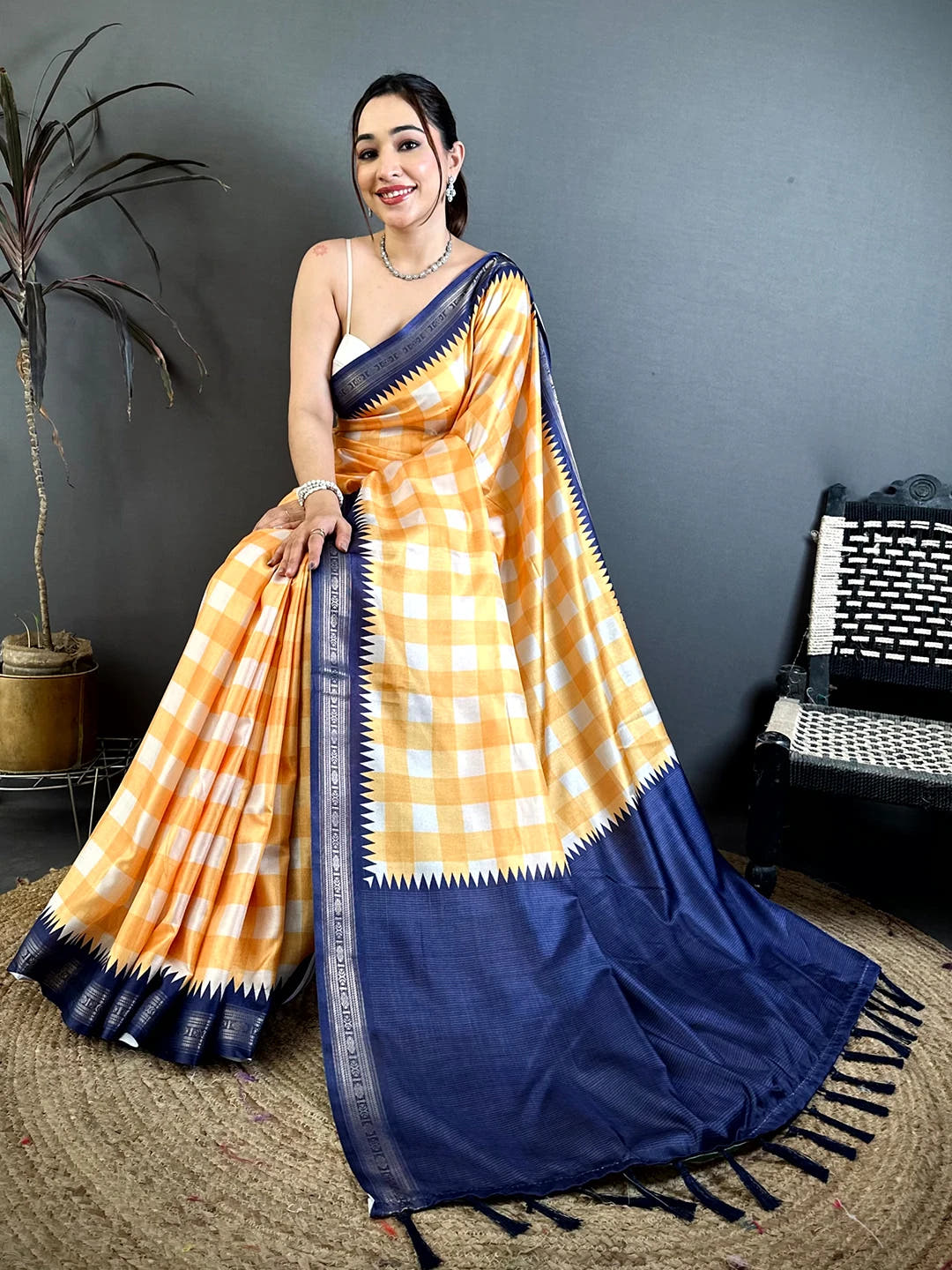 Orange Soft Silk Check Print Contrast Pallu Saree - view 3