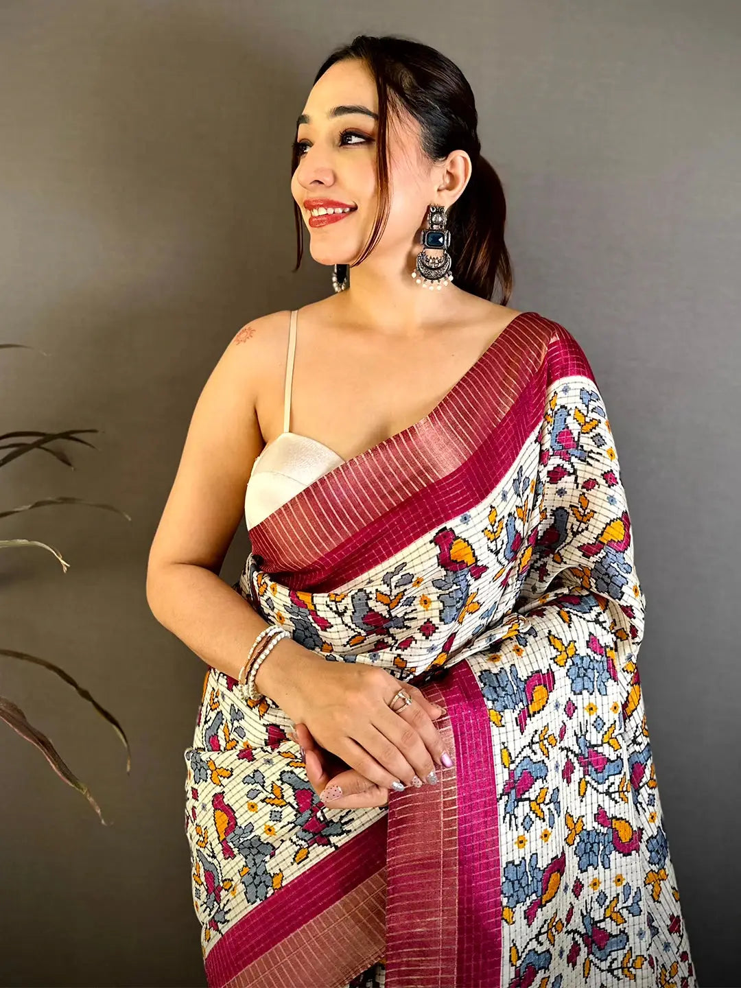 Wine Bird Printed Tussar Check Saree