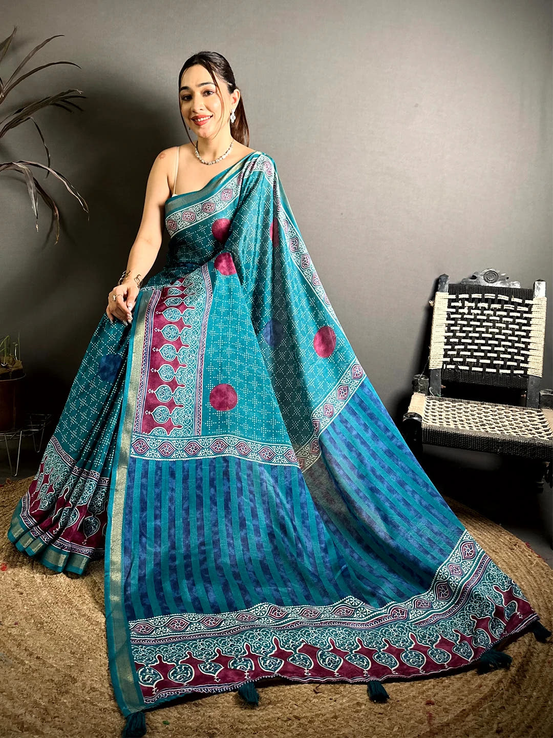 Teal Mul Cotton Bandhani Ajrak Print Saree