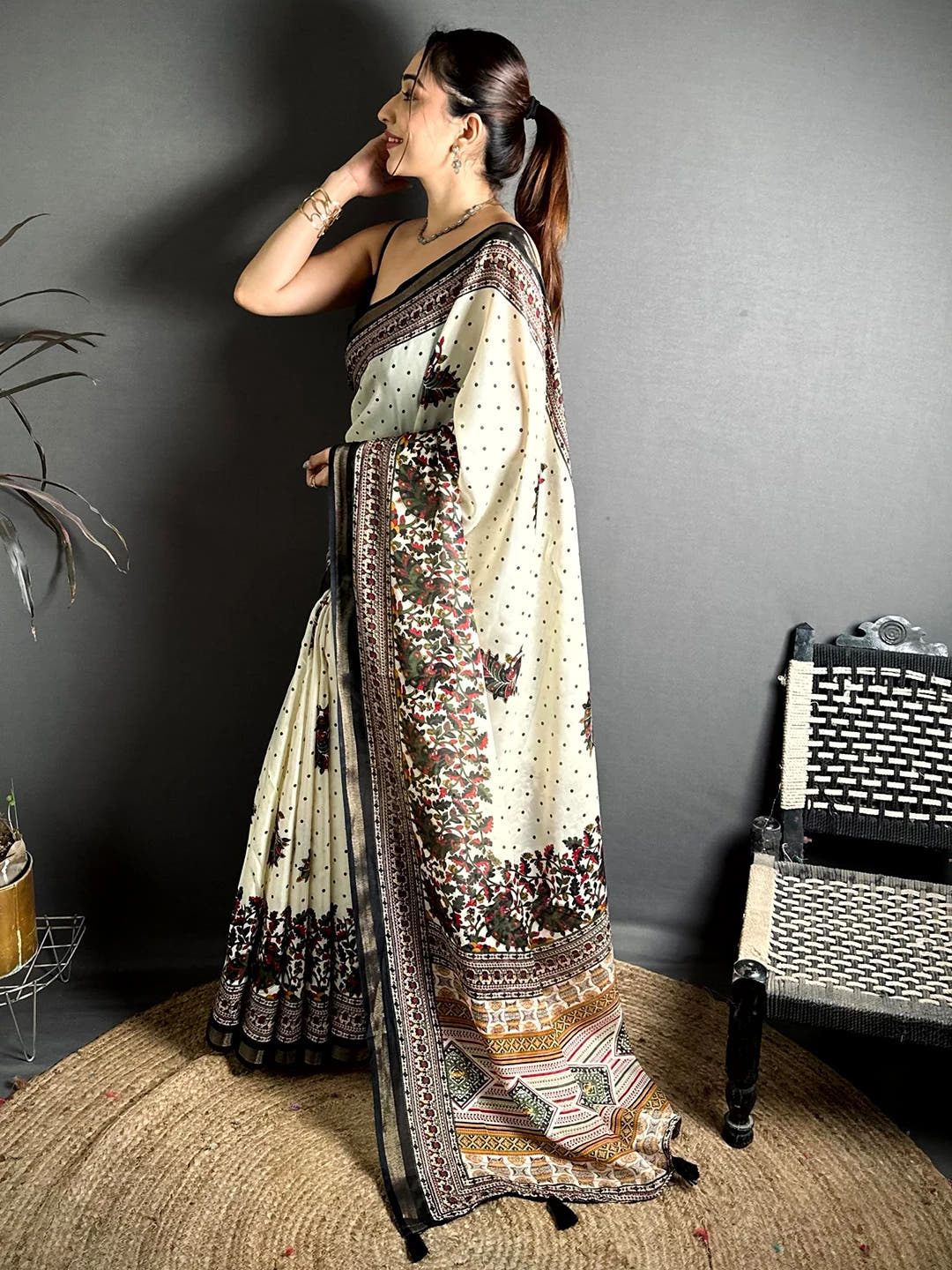 Vibrant Mul Cotton Kalamkari Print Saree