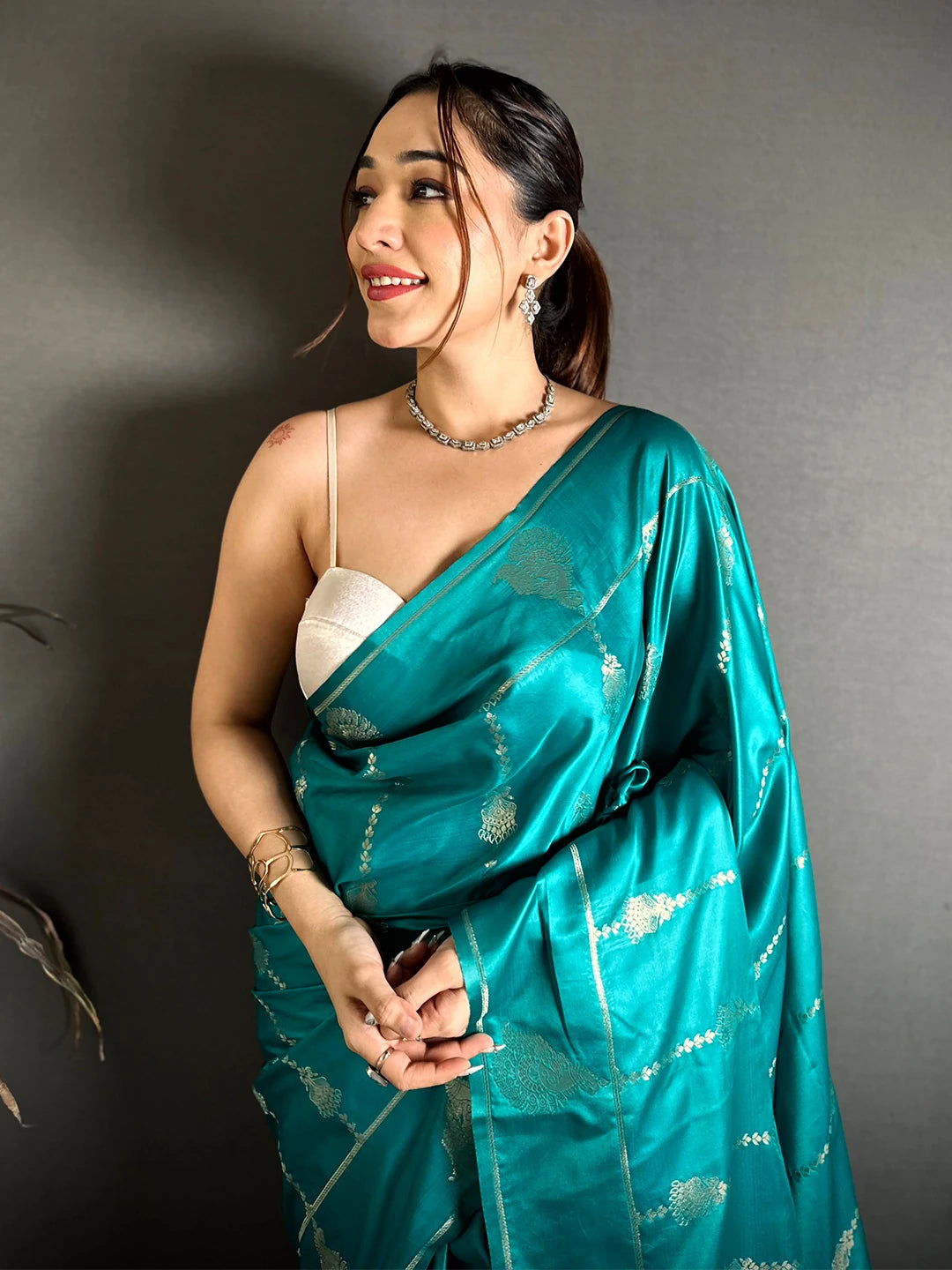 Elegant Teal Mashru Silk Zari Weave Saree