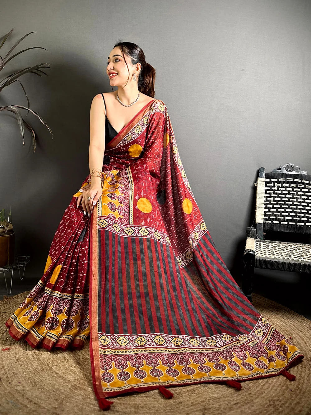 Maroon Mul Cotton Bandhani Ajrak Print Saree