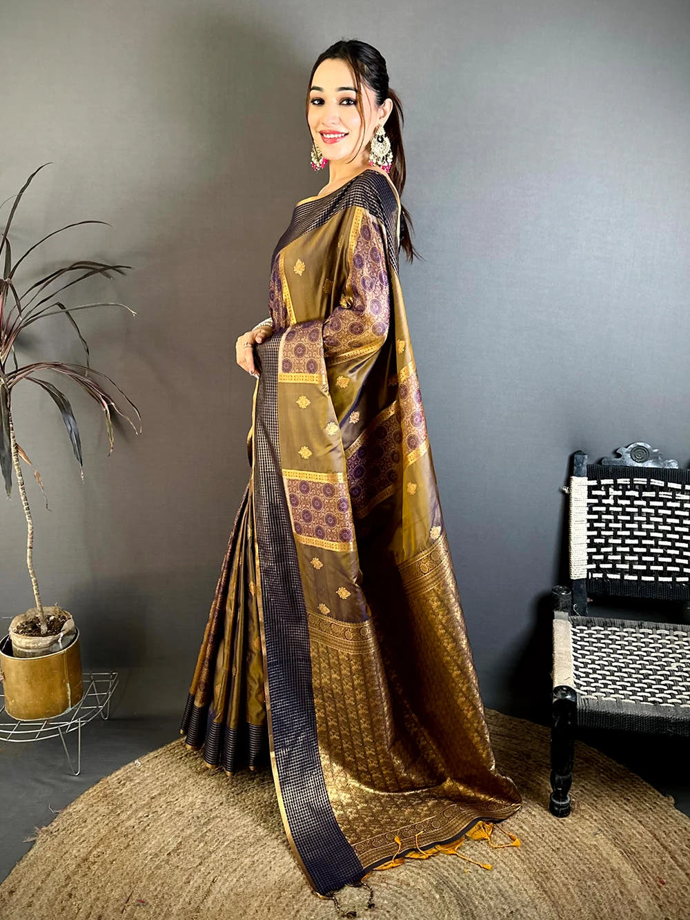 Opulent Gold Pochampally Weaving Soft Silk Saree
