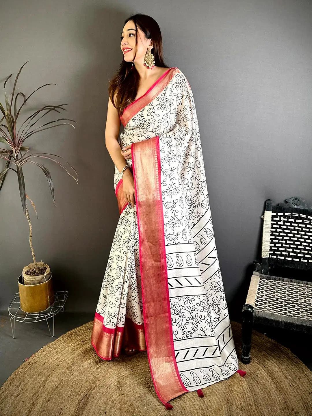 Classic Soft Dola Silk Black Ink Kalamkari Saree