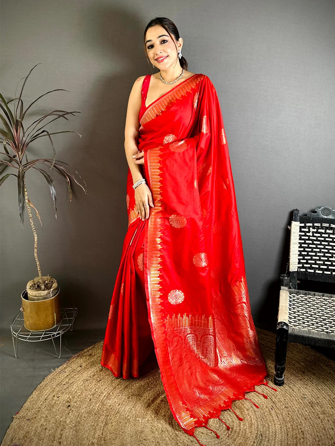 Bright Red Soft Silk Floral Bouquet Butta Saree