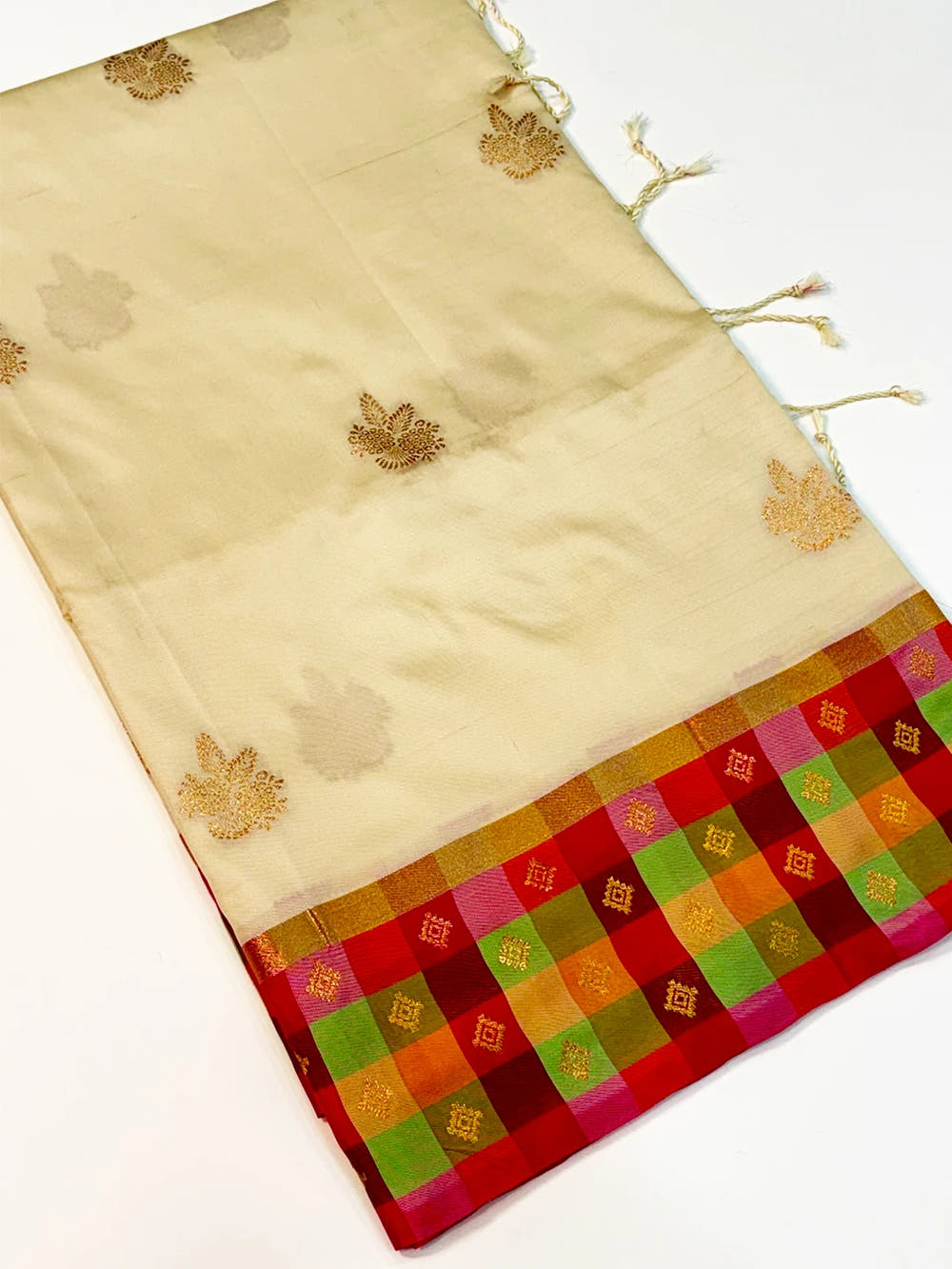 White Soft Silk Paalum Pazhamum Border Saree