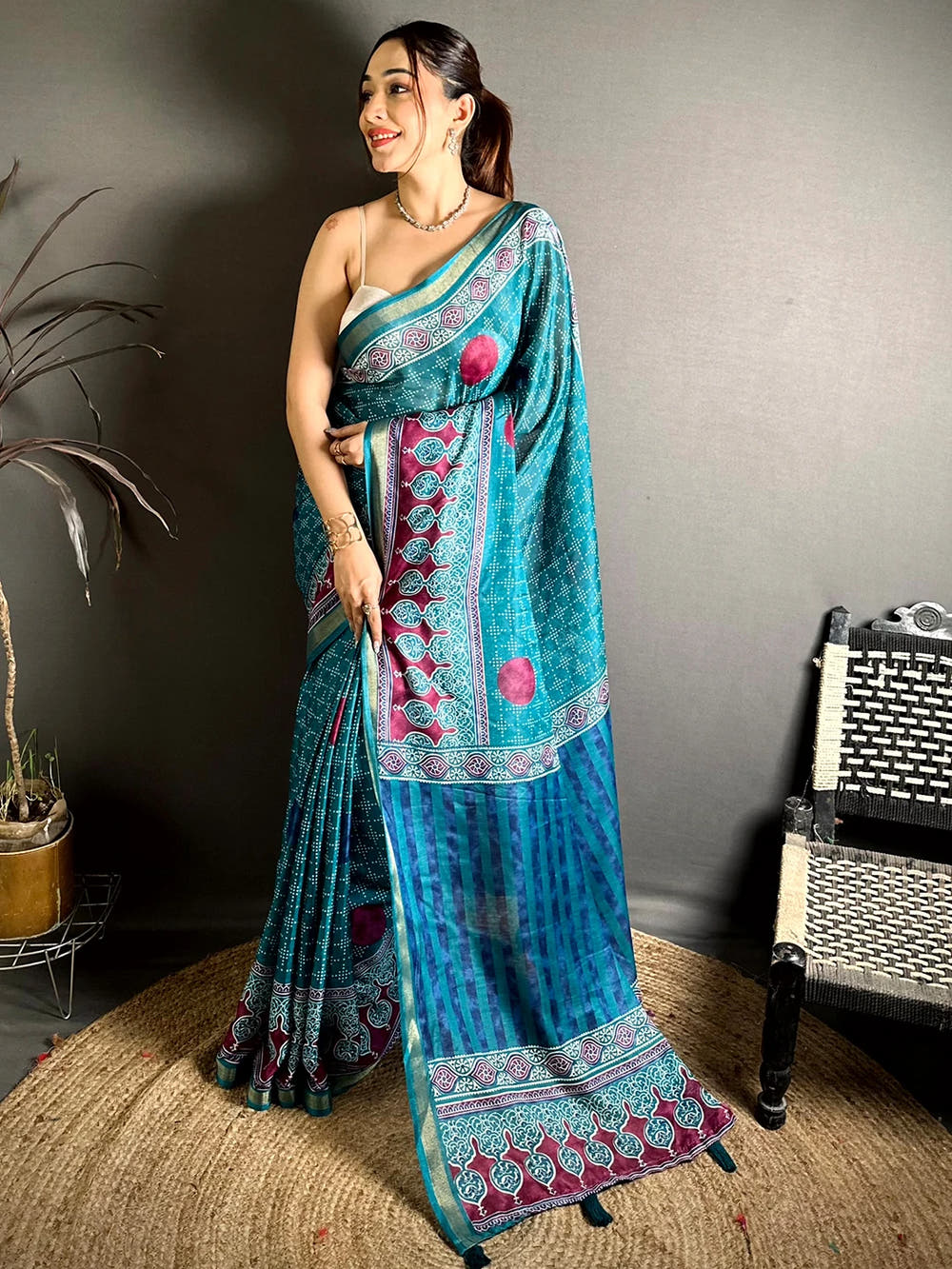 Teal Mul Cotton Bandhani Ajrak Print Saree