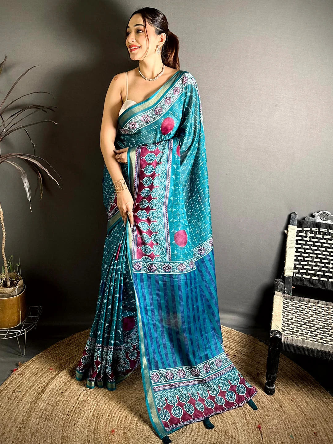 Teal Mul Cotton Bandhani Ajrak Print Saree
