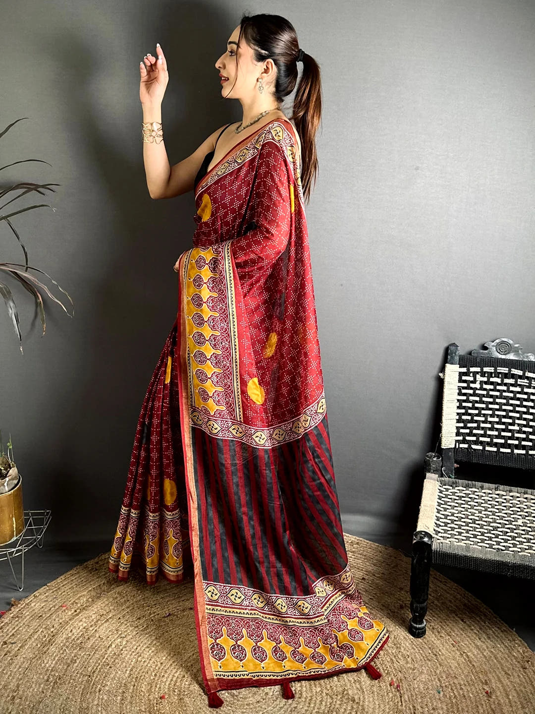 Maroon Mul Cotton Bandhani Ajrak Print Saree