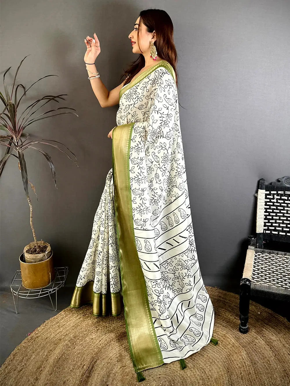 Radiant Soft Dola Silk Black Ink Kalamkari Saree