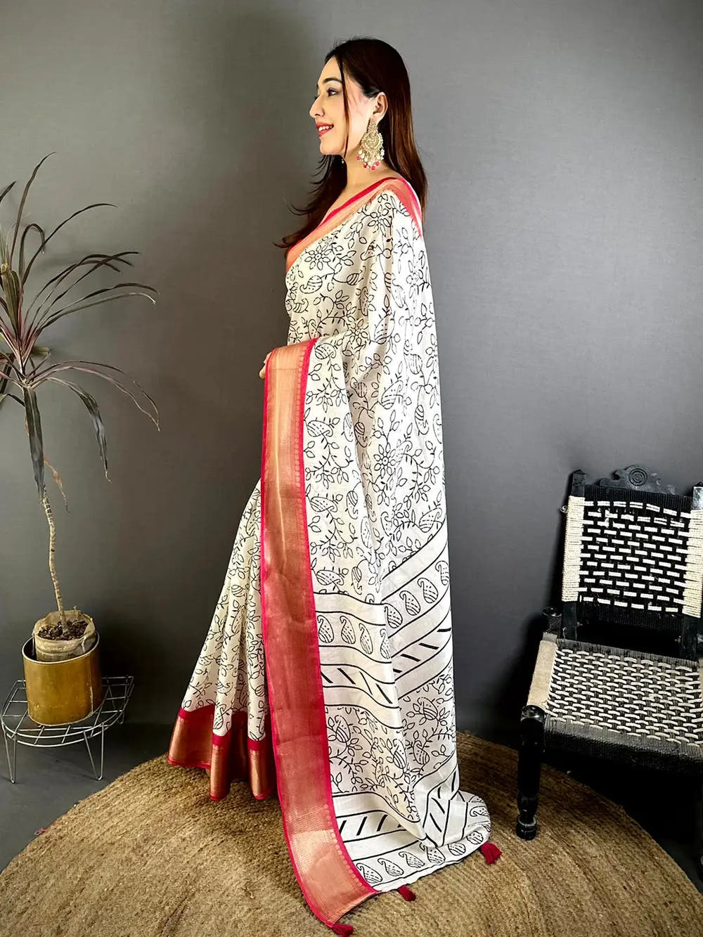 Classic Soft Dola Silk Black Ink Kalamkari Saree