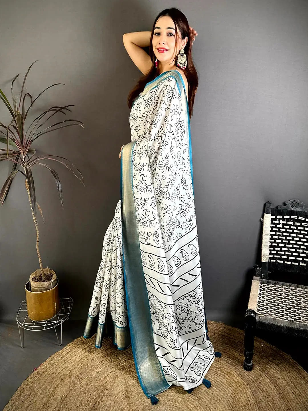 Regal Soft Dola Silk Black Ink Kalamkari Saree