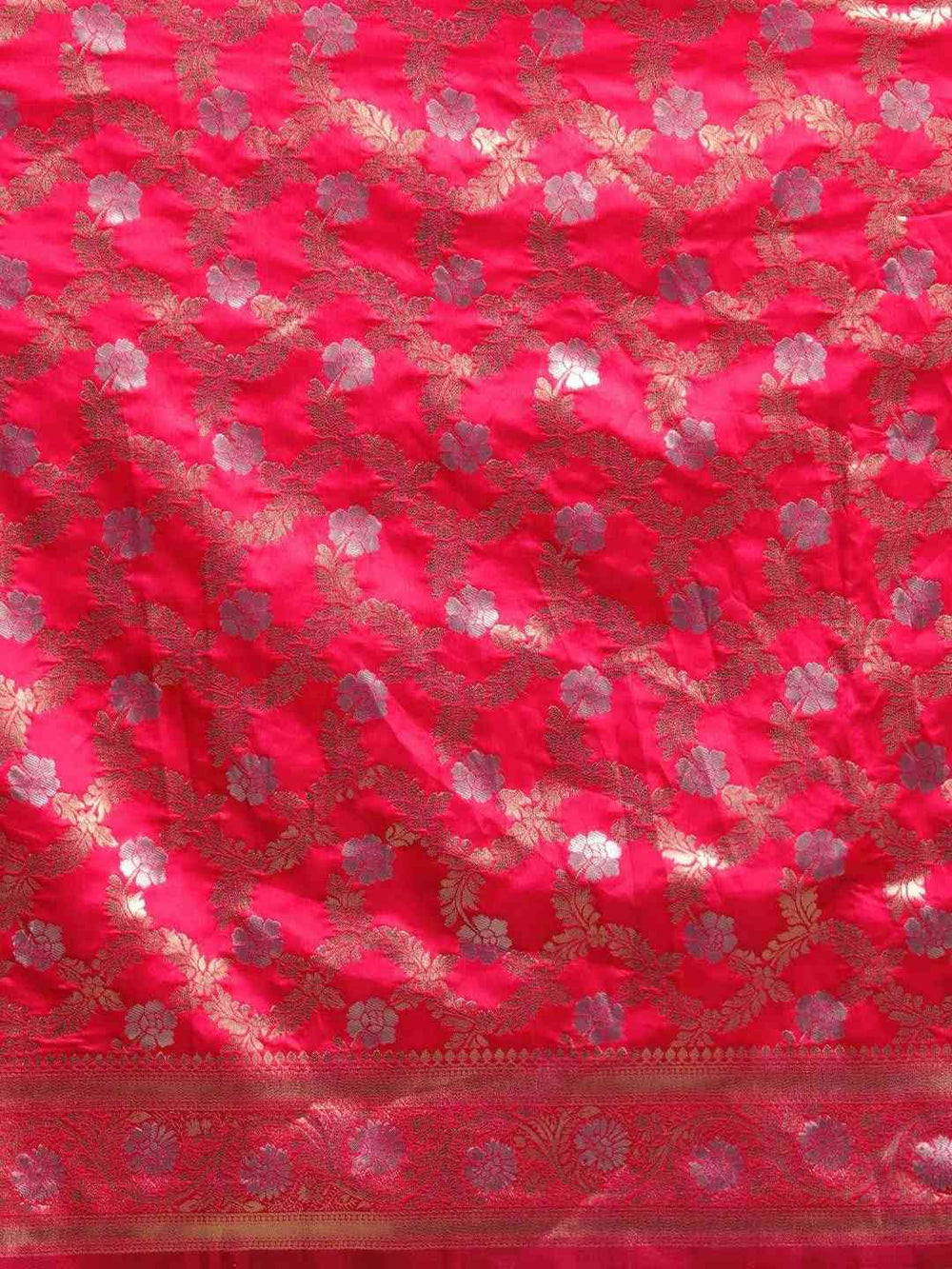  Pure Banarasi Zari Silk Saree With Ethnic Motifs Work