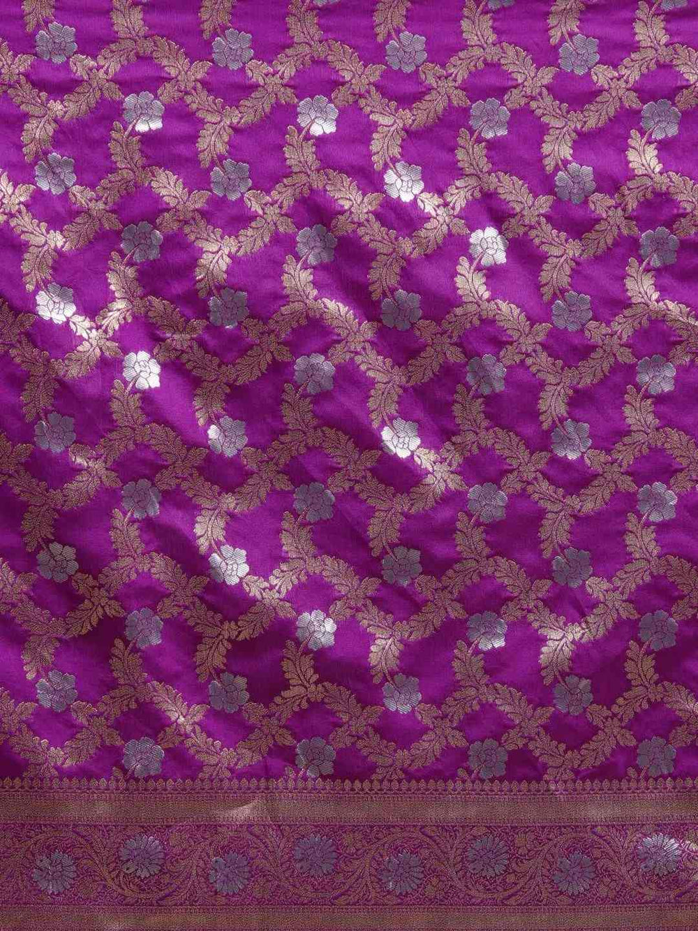 Latest Pure Banarasi Zari Silk Saree With Ethnic Motifs Work