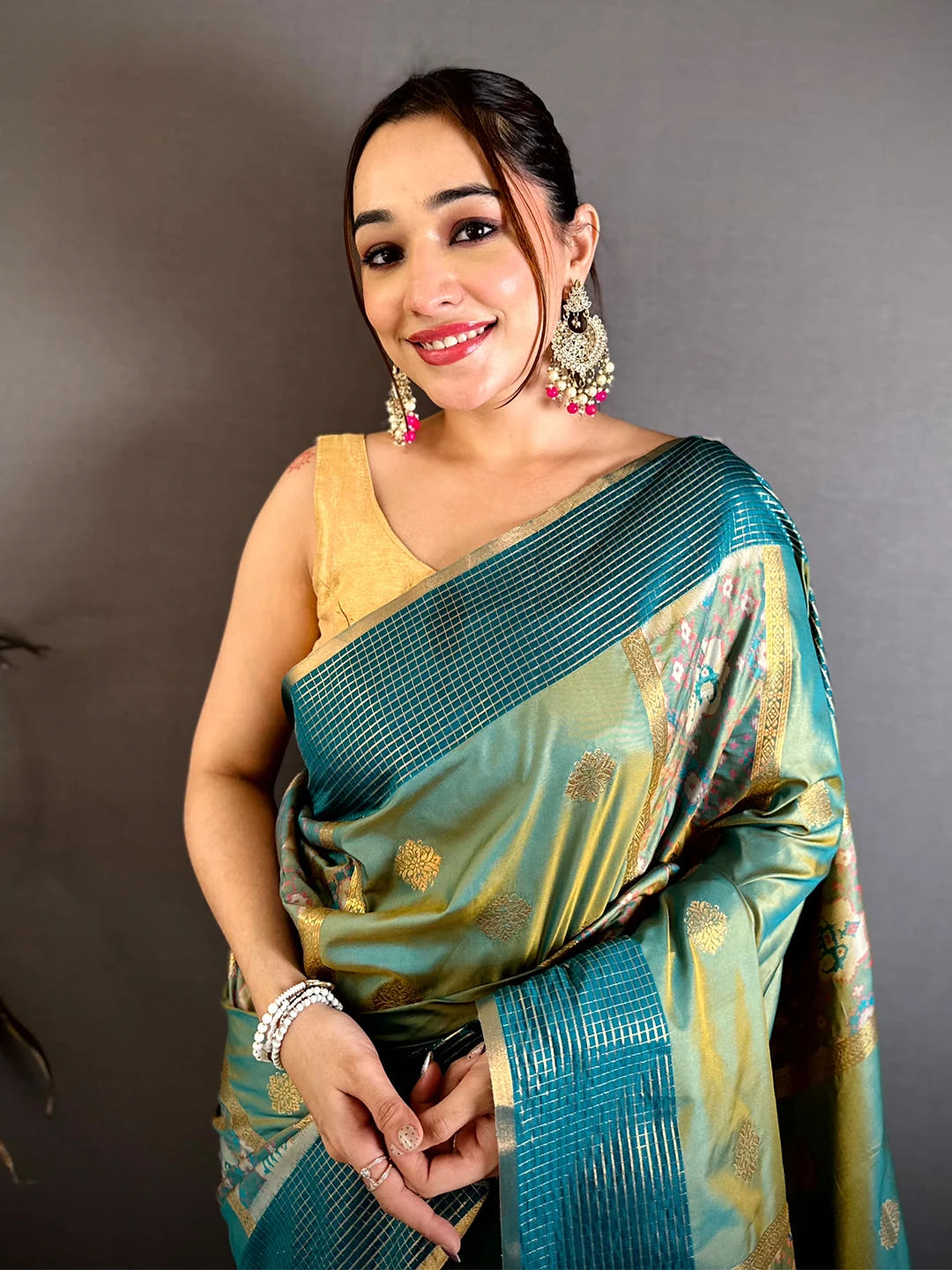 Stylish Soft Silk Ikkat Pochampally Saree - view 4