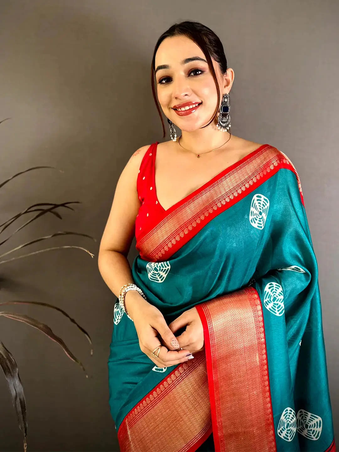 Teal Soft Dola Shibori Print Saree